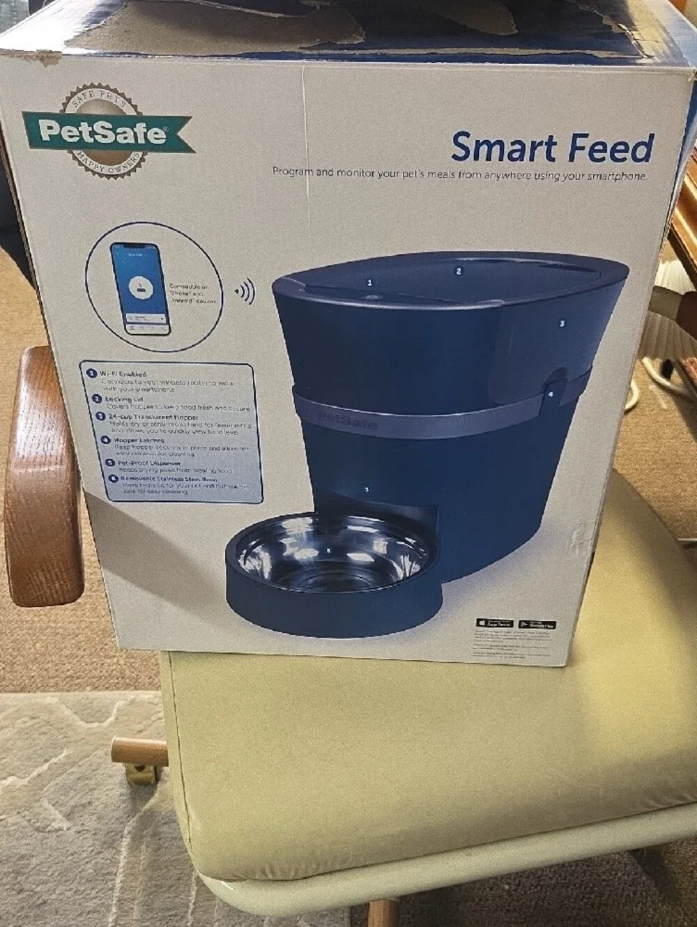 PetSafe Automatic Cat Feeder in Dark Gray and Silver